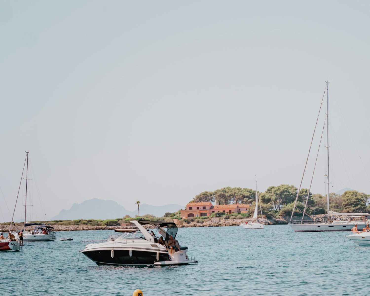 Yacht Experiences
